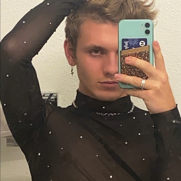 💖SALE IN MY CLOSET💖 - Picture 6 of 7